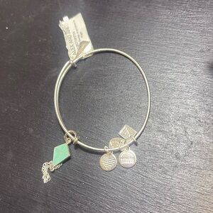 NWT Alex and Ani Silver and Blue KITE SILVER/SHIMMERY  Bracelet